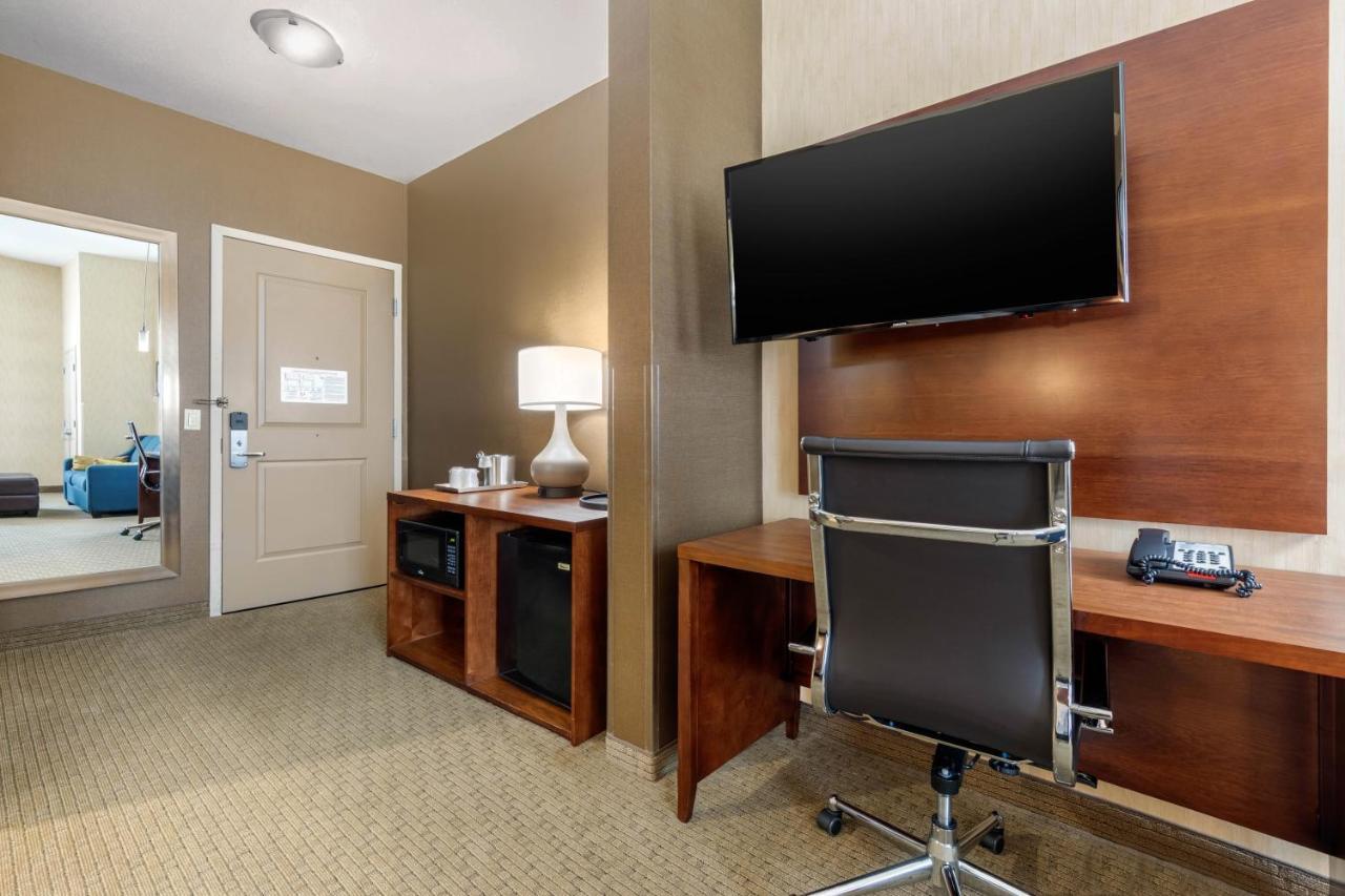 Comfort Suites Near City Of Industry - Los Angeles La Puente Εξωτερικό φωτογραφία