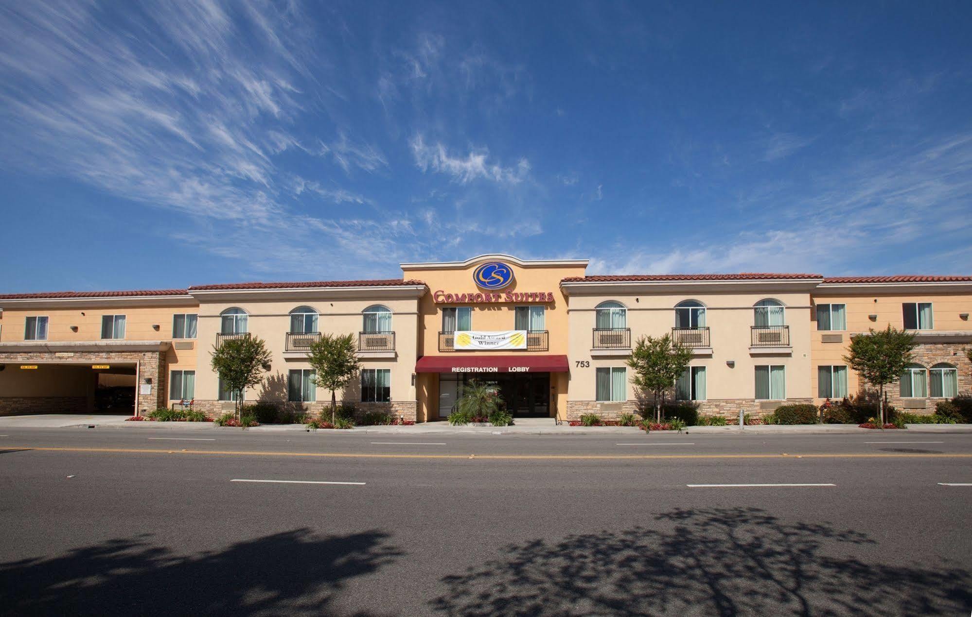 Comfort Suites Near City Of Industry - Los Angeles La Puente Εξωτερικό φωτογραφία